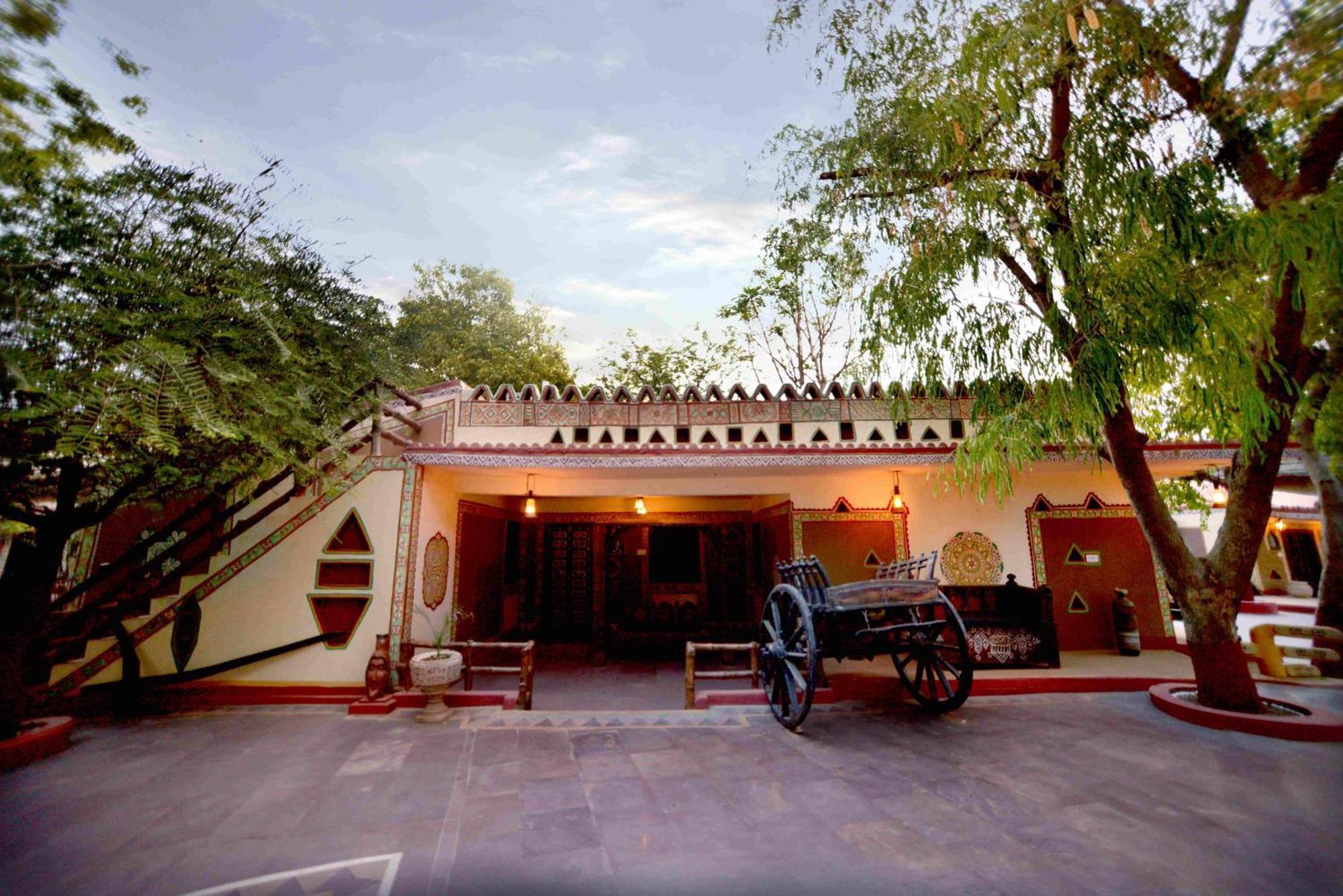 Chokhi Dhani The Ethnic 5 Jaipur Exterior photo
